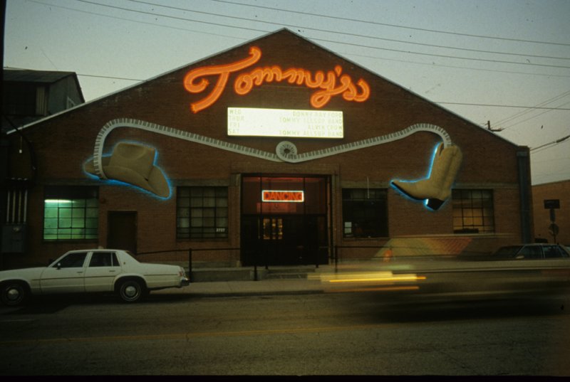 tommys.jpg
